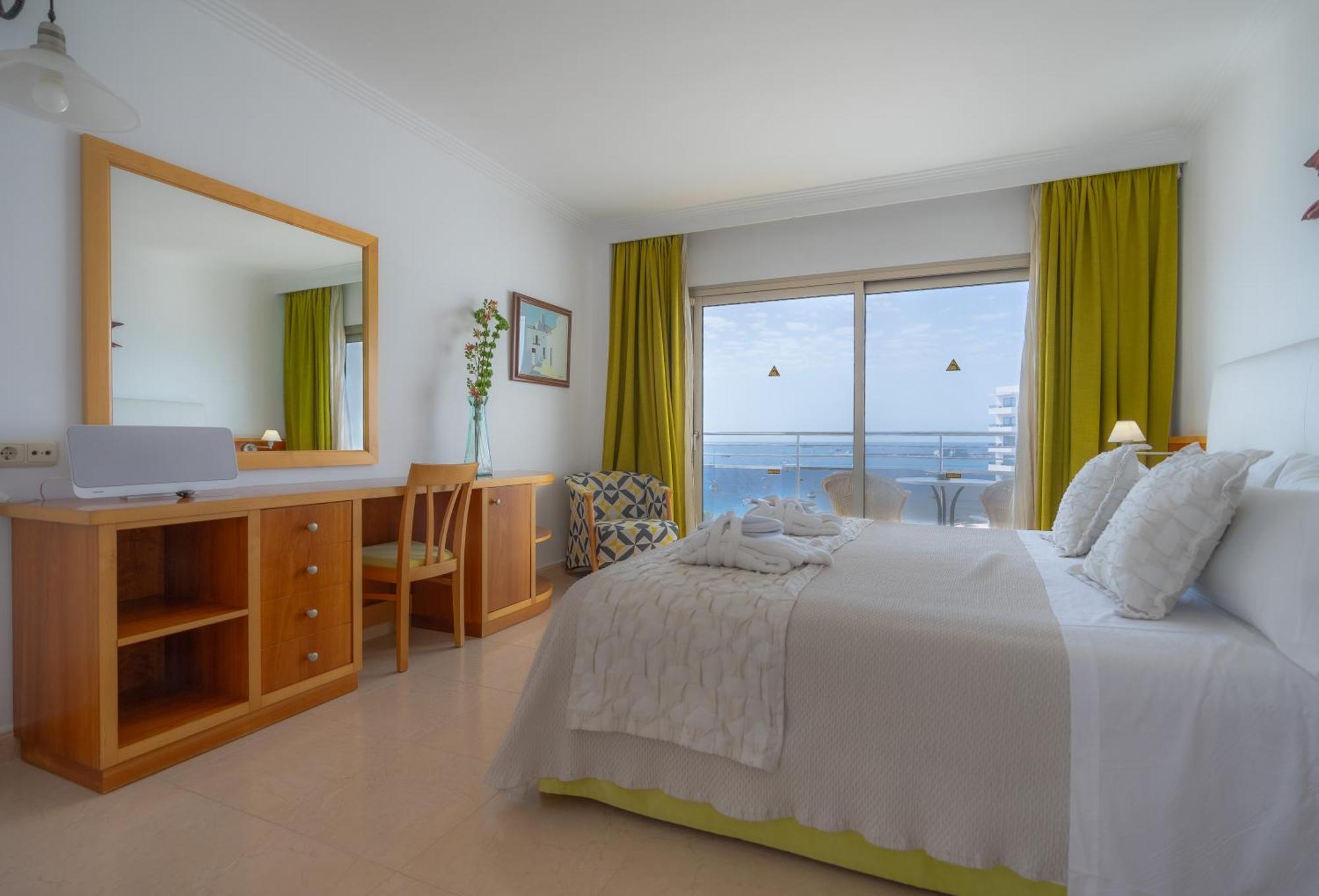 Bellamar Hotel Beach & Spa Сан-Антоніо Номер фото